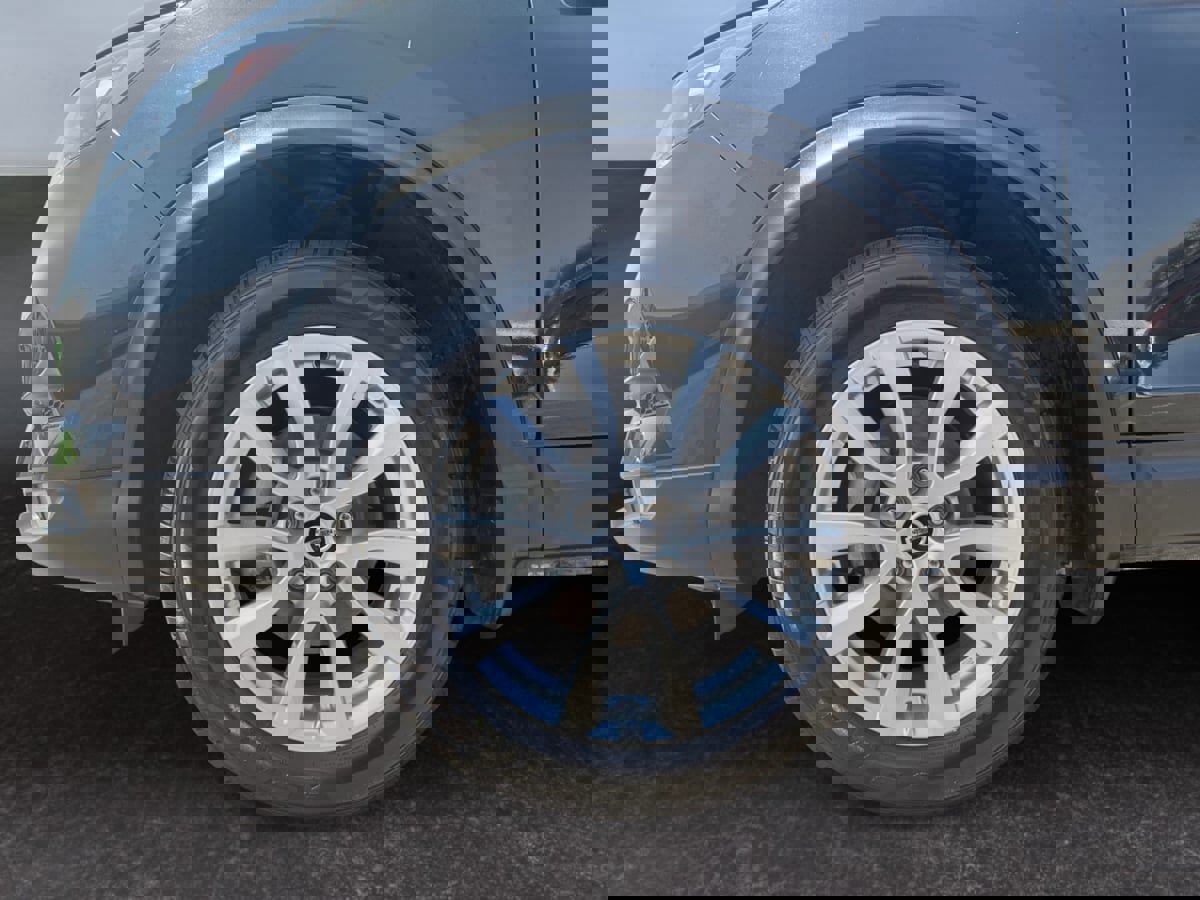 Used 2022 Nissan Rogue Sport SV image 10