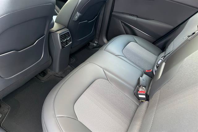 New 2026 Kia Niro Wind FWD image 13