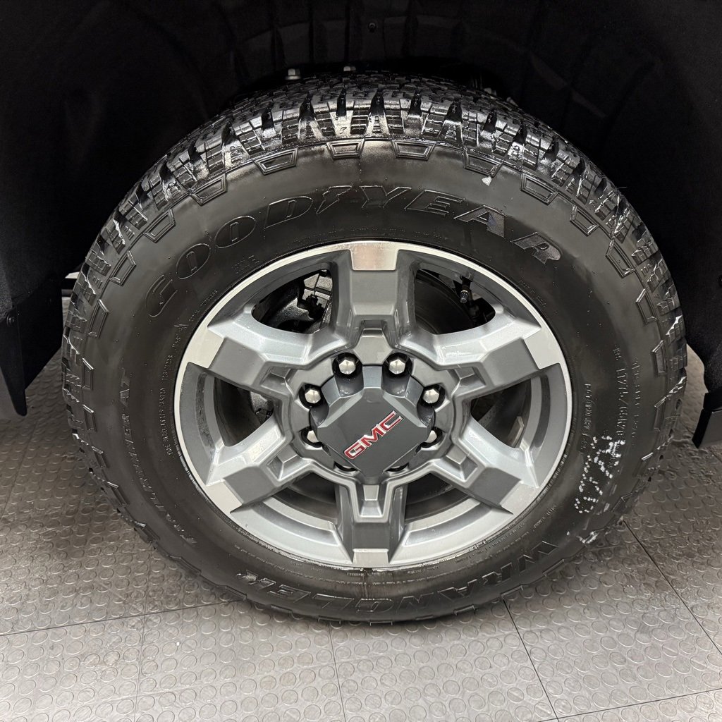 New 2026 GMC Sierra 2500 SLT image 13