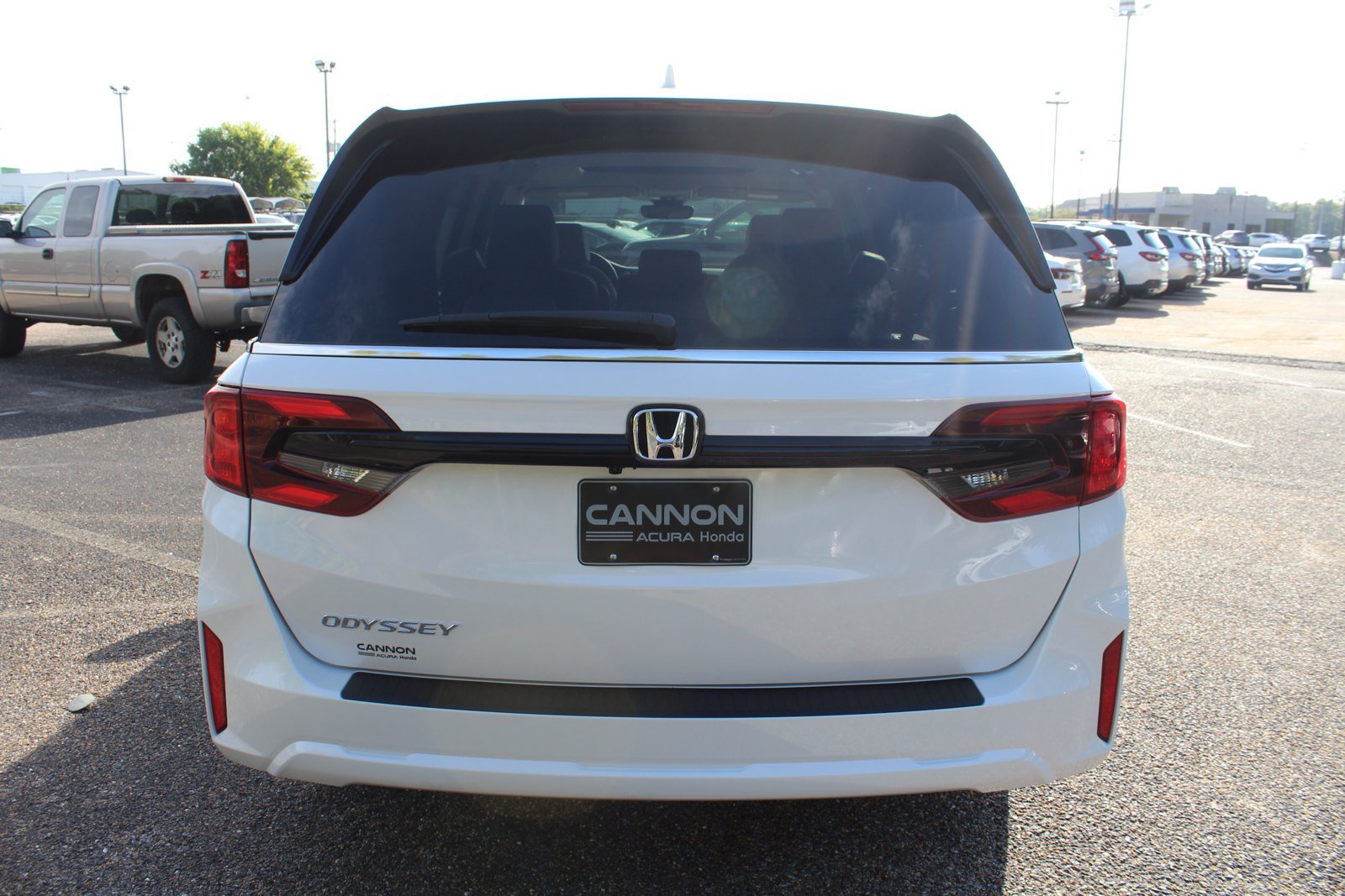 New 2027 Honda Odyssey EX-L image 4