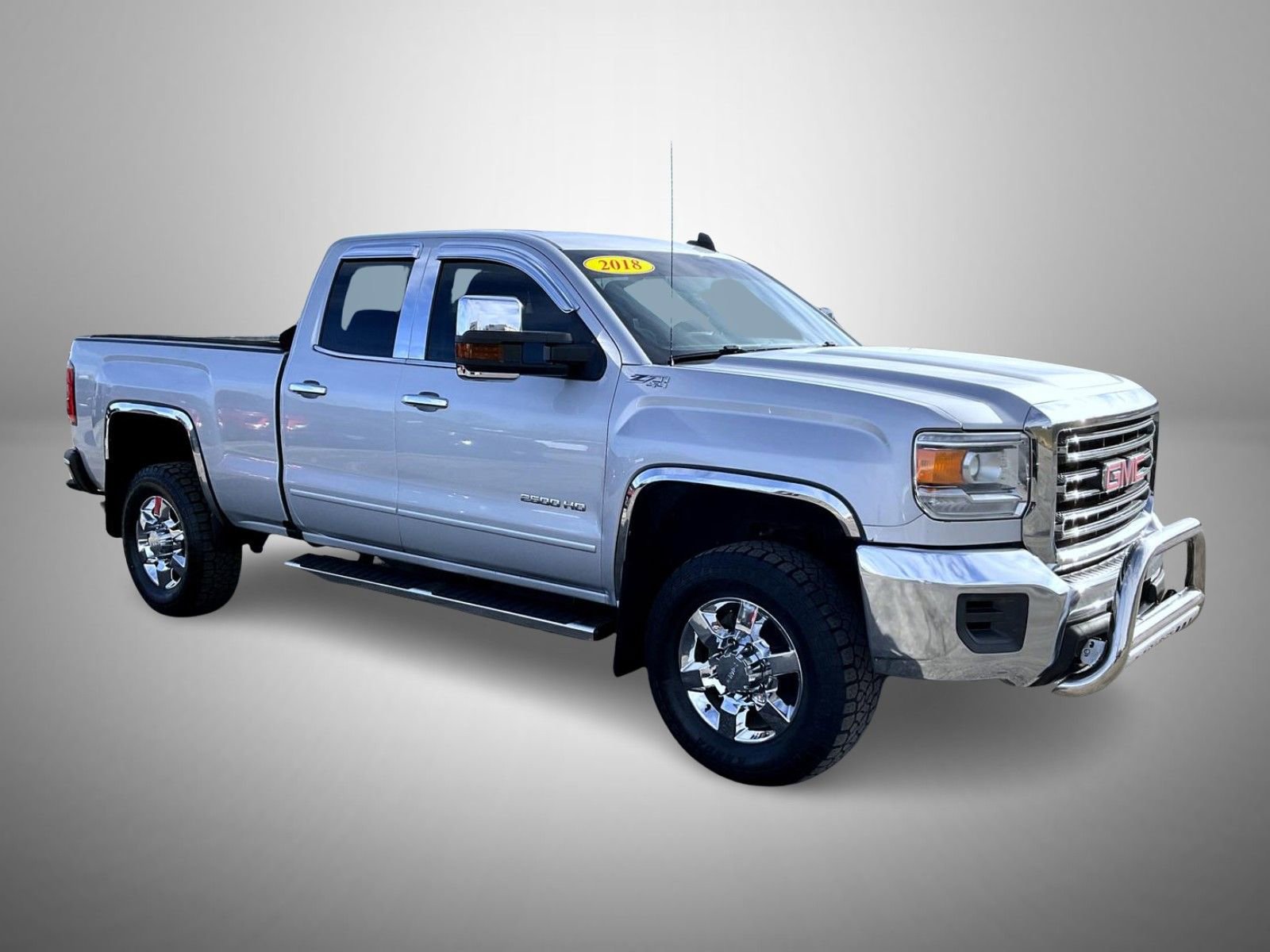 Used 2018 GMC Sierra 2500 SLE image 3