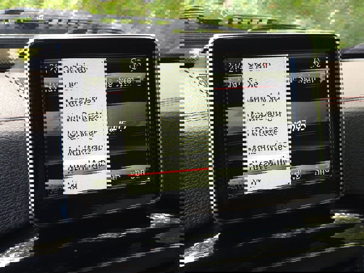 Used 2015 Mercedes-Benz G 550 image 36