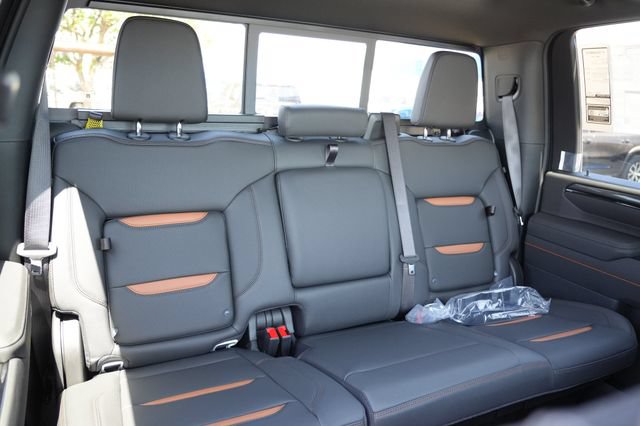 New 2026 GMC Sierra 2500 AT4 w/ AT4 Premium Plus Package AWD/4WD image 11
