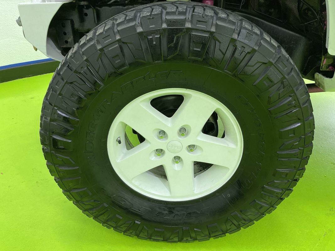 Used 2008 Jeep Wrangler Unlimited Rubicon w/ PWR Convenience Group AWD/4WD image 14