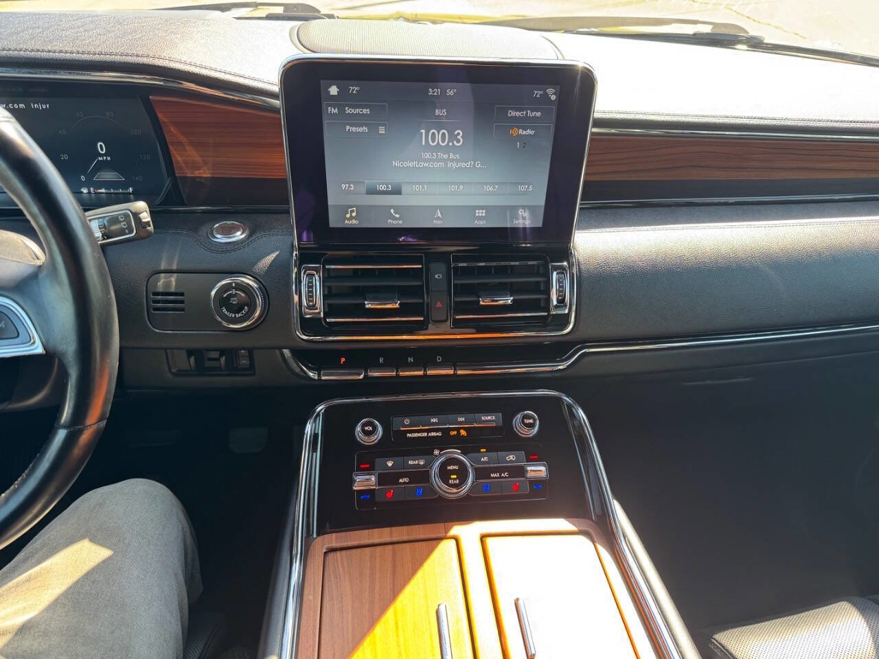 Used 2019 Lincoln Navigator L Reserve image 19