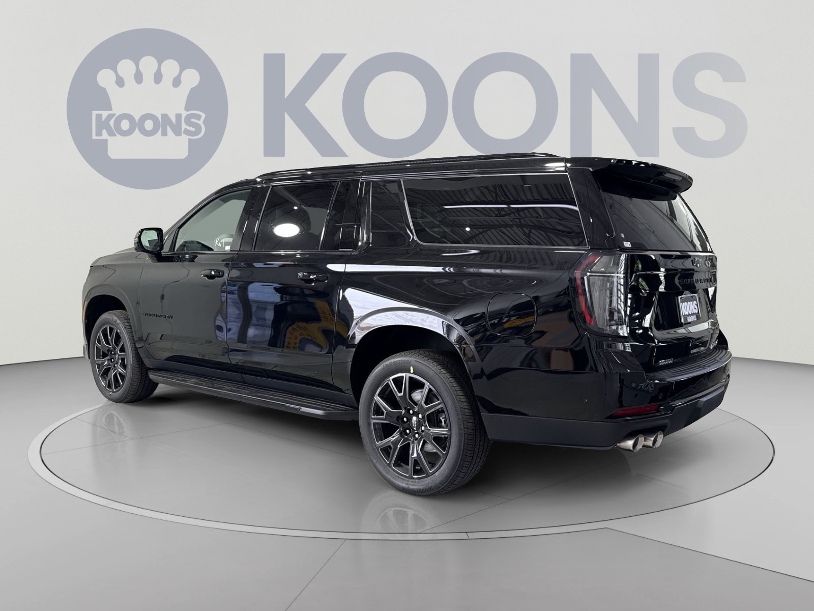 New 2026 Chevrolet Suburban RST w/ Comfort Package AWD/4WD image 8