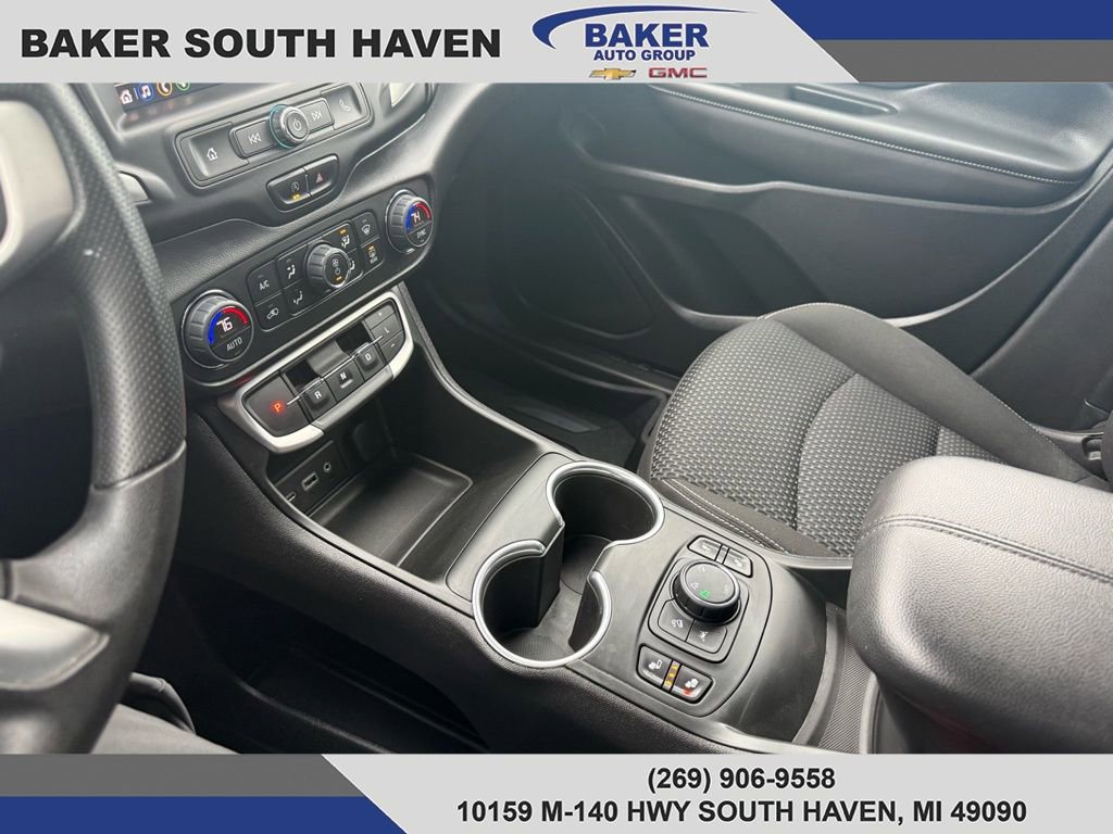 Used 2022 GMC Terrain SLE w/ Driver Convenience Package image 26