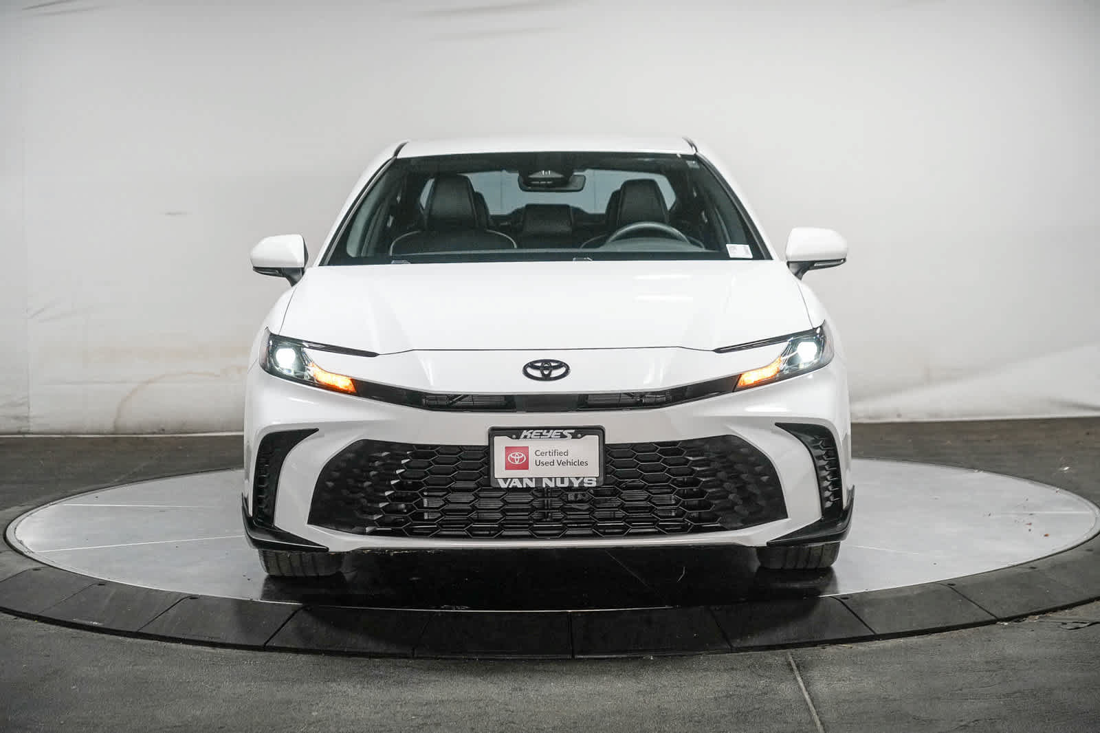 Certified 2025 Toyota Camry SE w/ Convenience Package FWD image 6