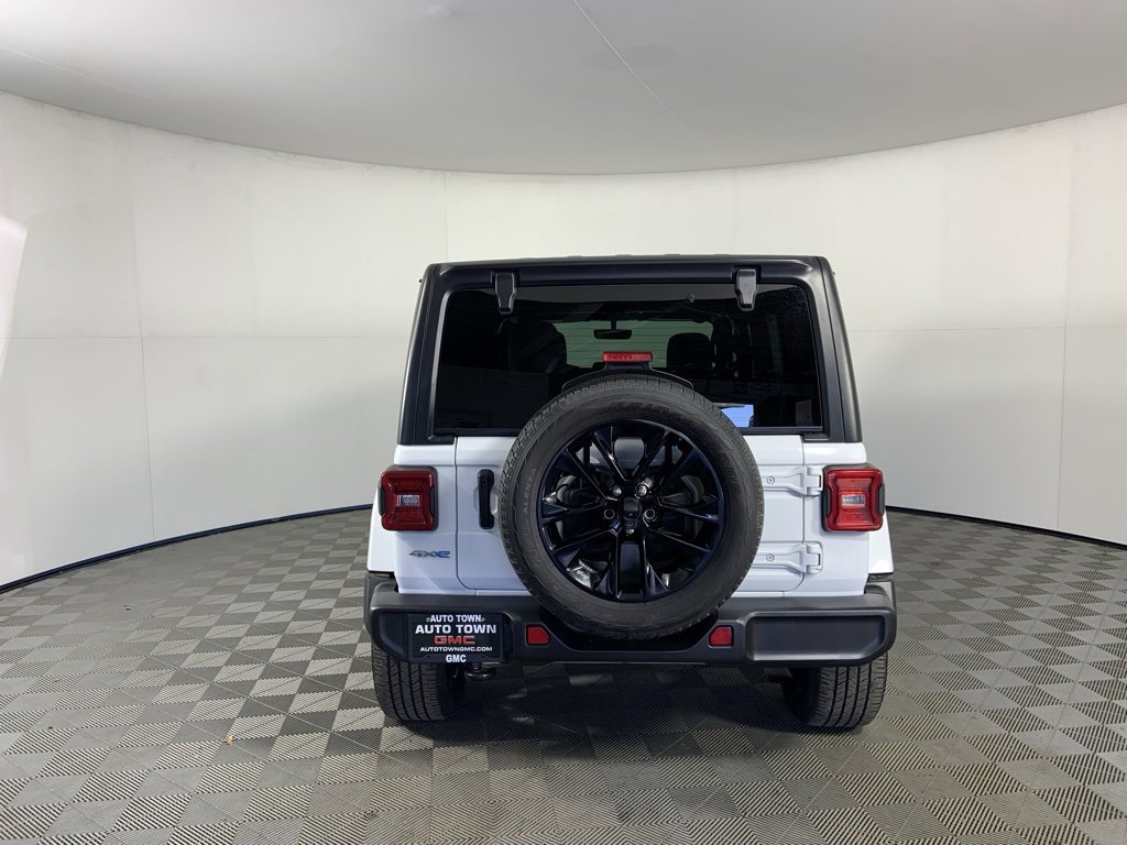 Used 2021 Jeep Wrangler Unlimited Sahara image 9