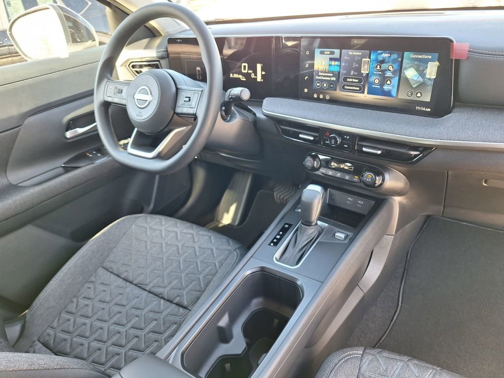 Used 2026 Nissan Kicks SV image 25