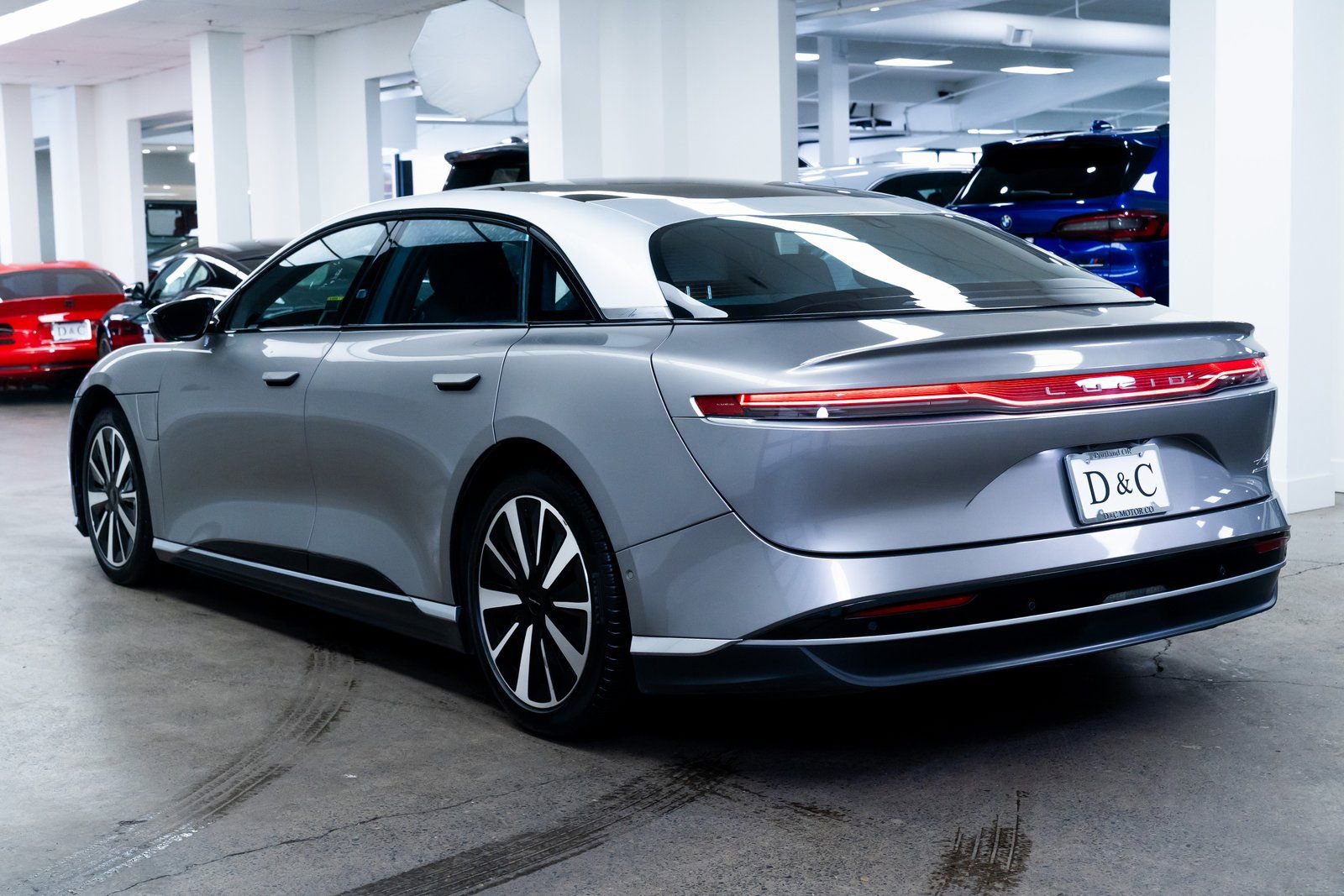 Used 2022 Lucid Air Grand Touring image 4