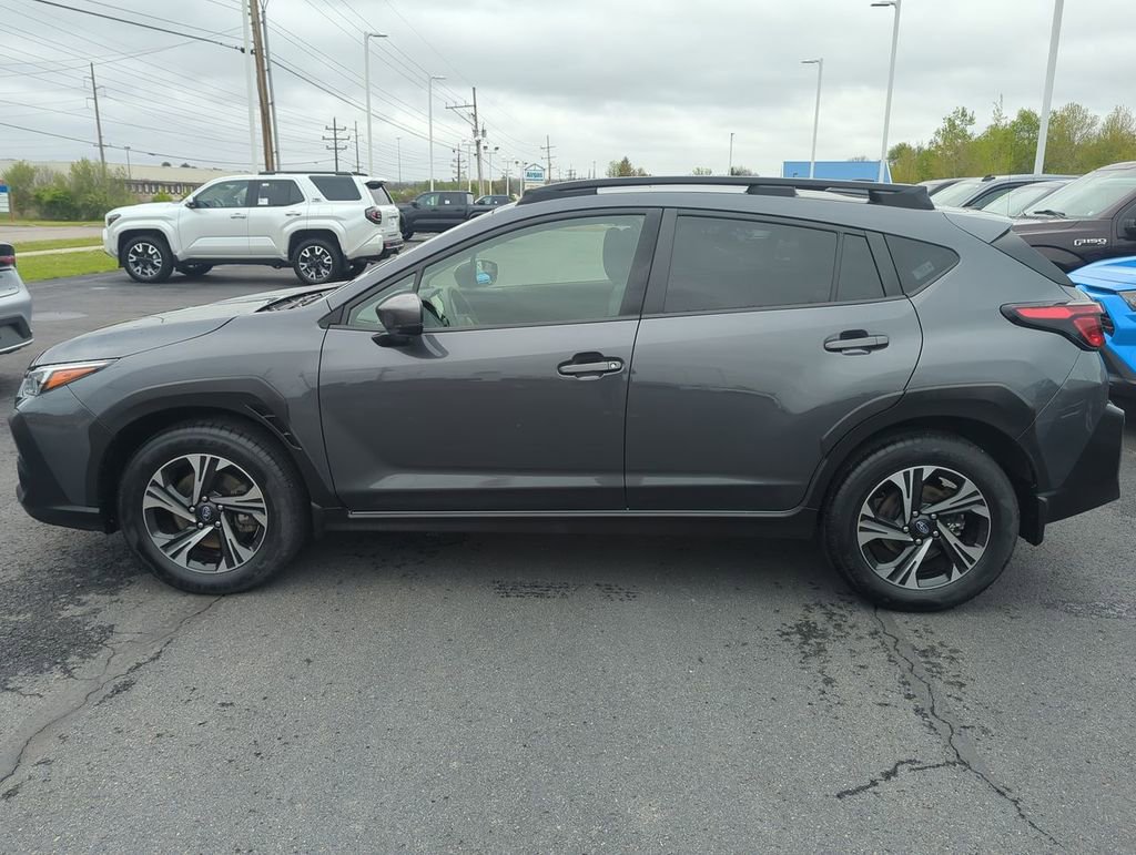 Used 2024 Subaru Crosstrek 2.0i Premium AWD/4WD image 5