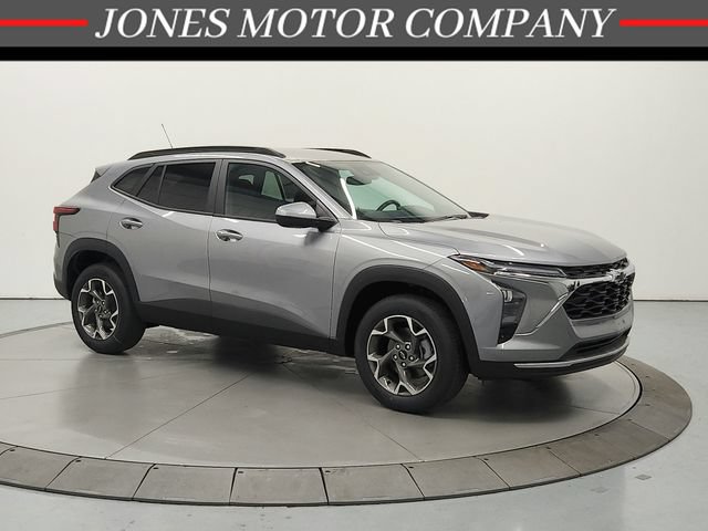 New 2026 Chevrolet Trax LT w/ Driver Confidence Package