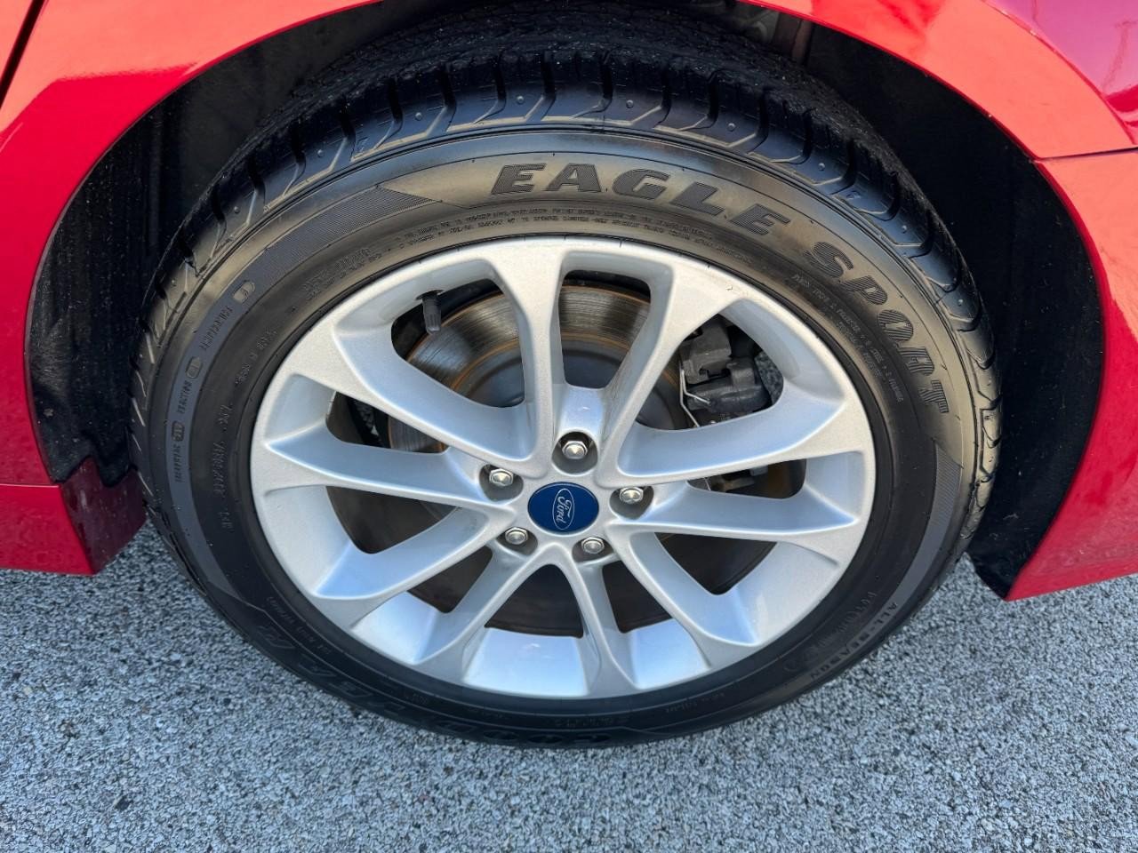 Used 2020 Ford Fusion SE image 7