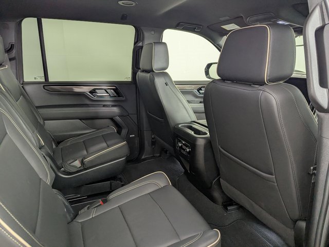 Used 2025 GMC Yukon XL Elevation image 23