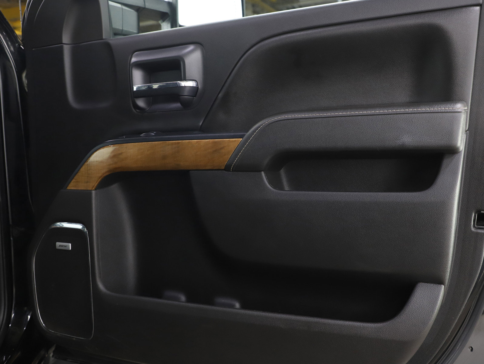 Used 2016 Chevrolet Silverado 2500 LTZ w/ Duramax Plus Package image 9