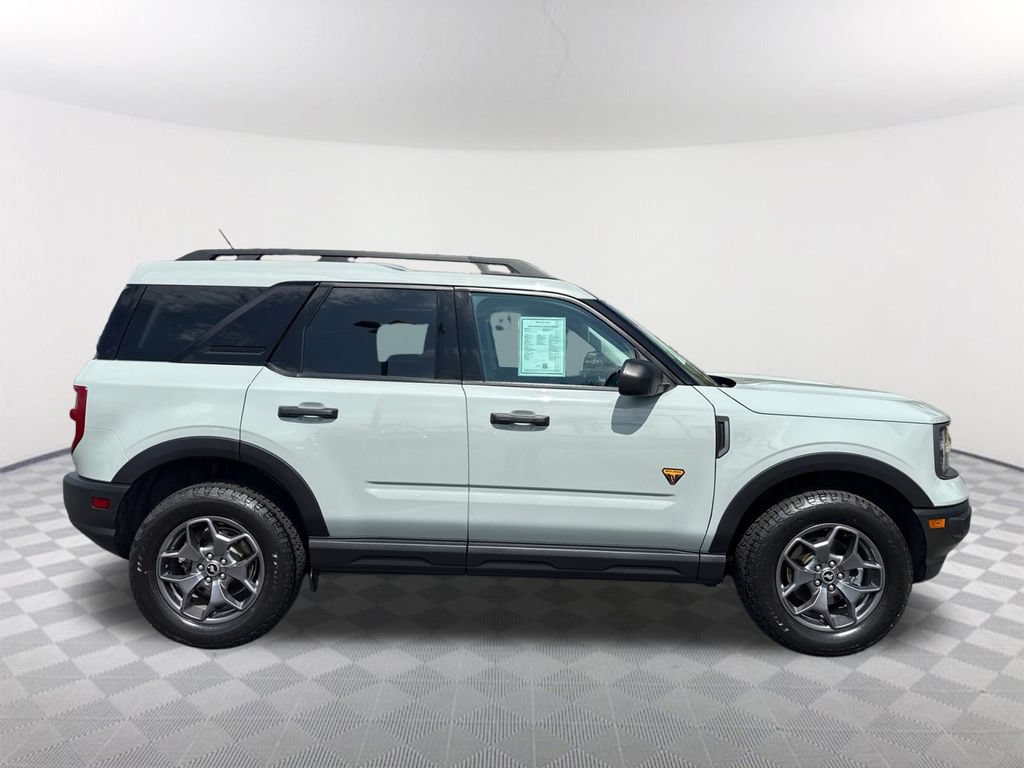 Used 2023 Ford Bronco Sport Badlands AWD/4WD image 3