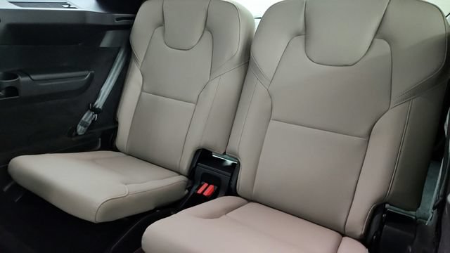 New 2026 Volvo XC90 T8 Plus w/ Protection Package Premier AWD/4WD image 72