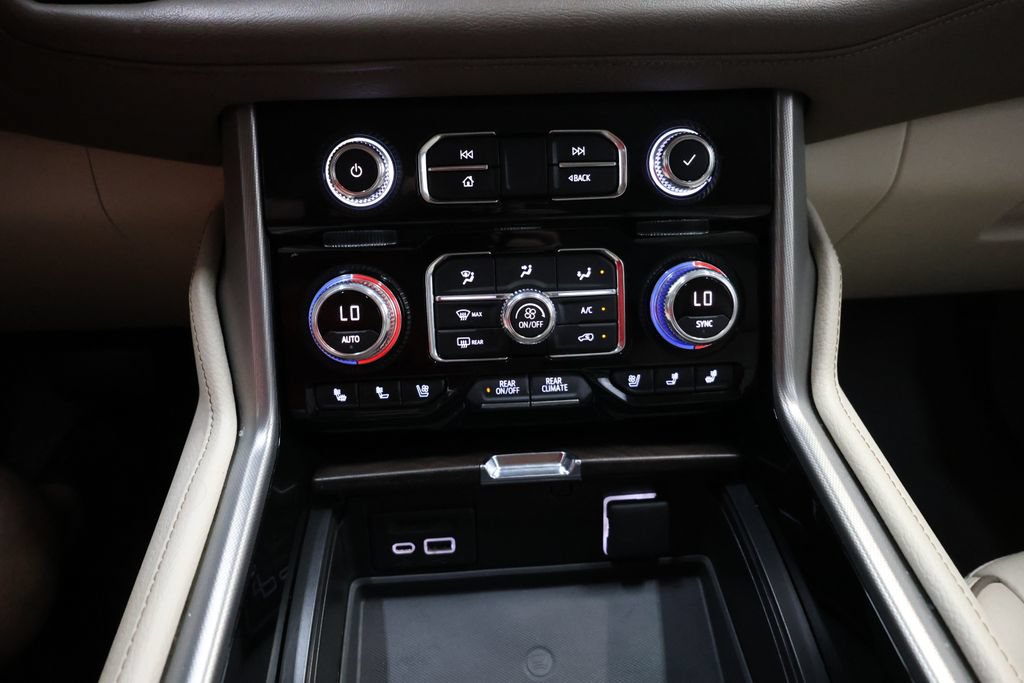 Used 2021 GMC Yukon Denali w/ LPO, Illumination Package AWD/4WD image 89