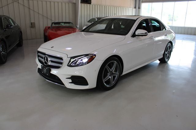 Used 2019 Mercedes-Benz E 300 image 35