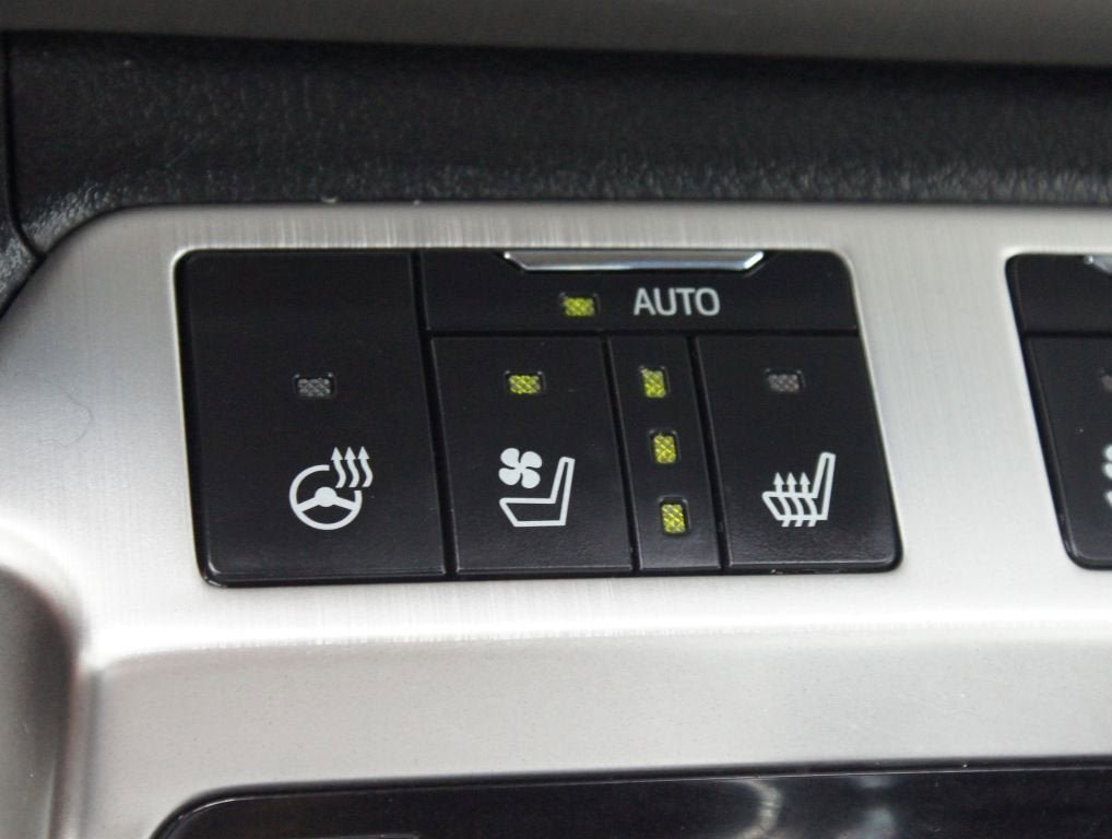 Used 2019 Toyota Land Cruiser AWD/4WD image 9