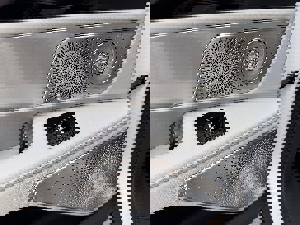 New 2026 Lincoln Nautilus Reserve image 20