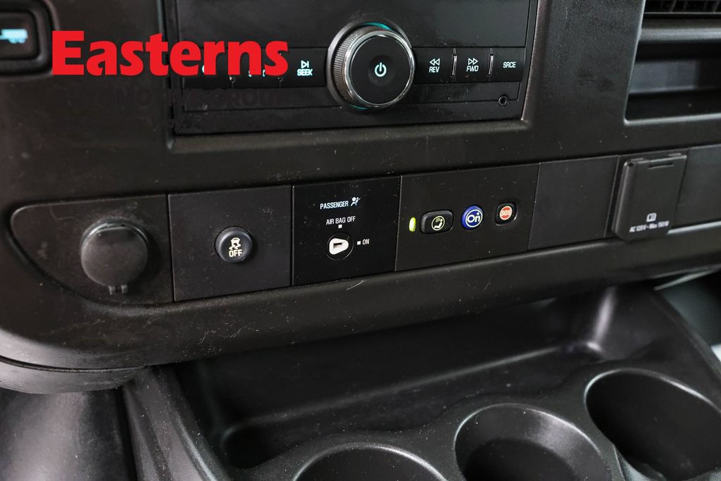 Used 2021 Chevrolet Express 2500 RWD image 17