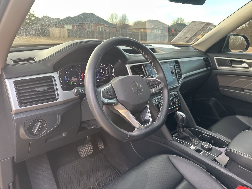 Used 2022 Volkswagen Atlas SE image 18