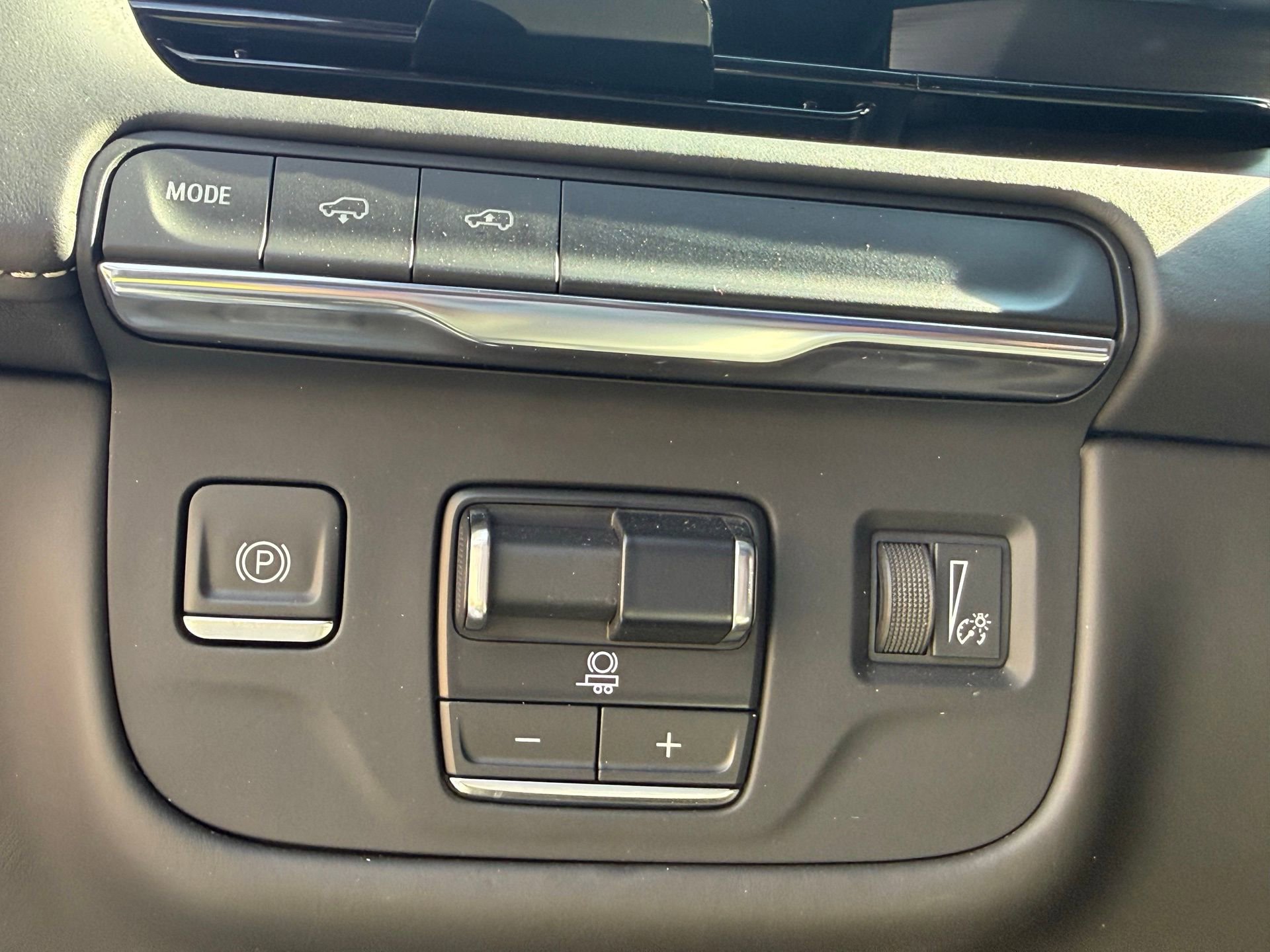 Used 2023 Cadillac Escalade Sport Platinum RWD image 47