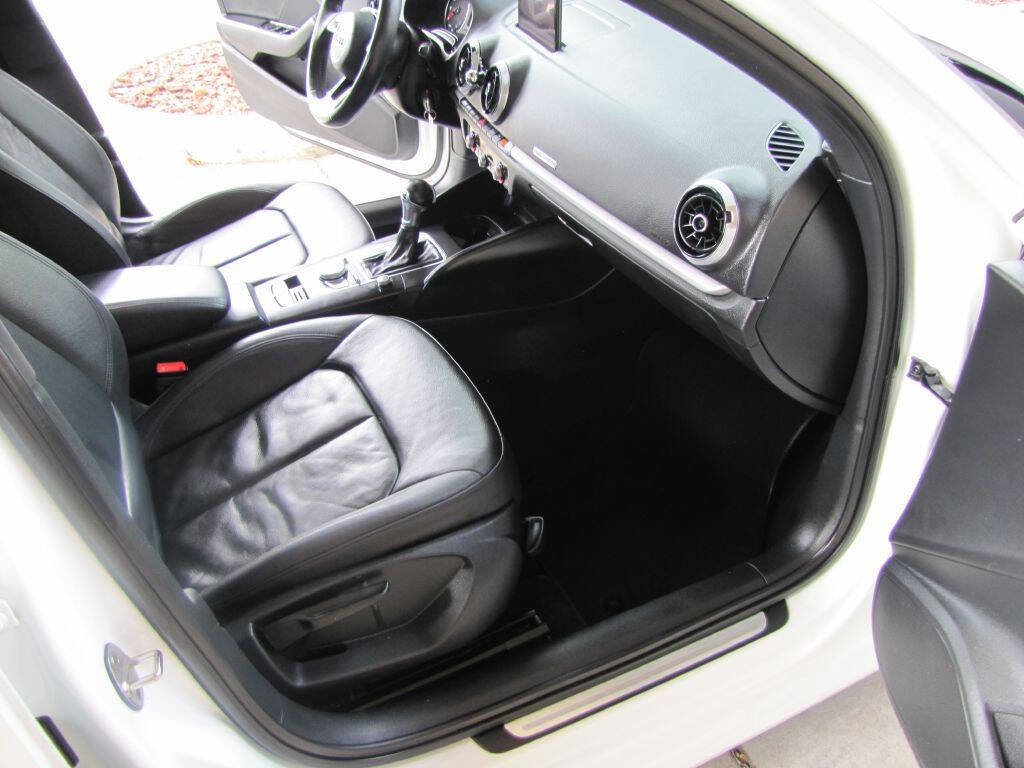 Used 2018 Audi A3 2.0T Premium FWD image 23