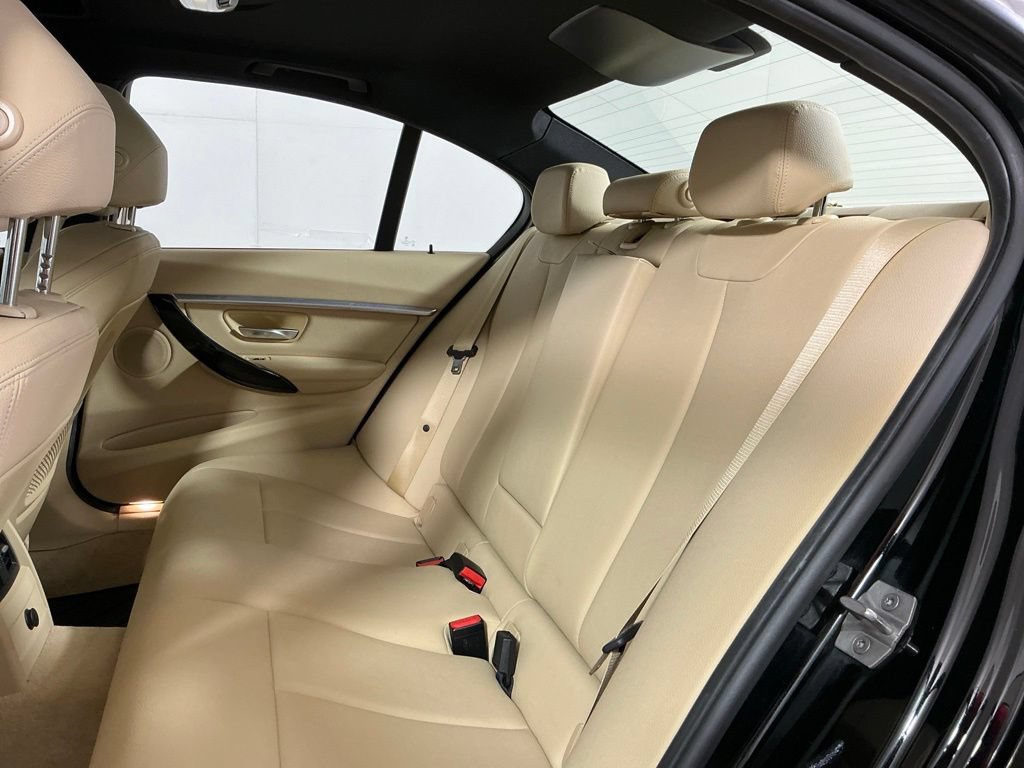 Used 2016 BMW 328i Sedan RWD image 26
