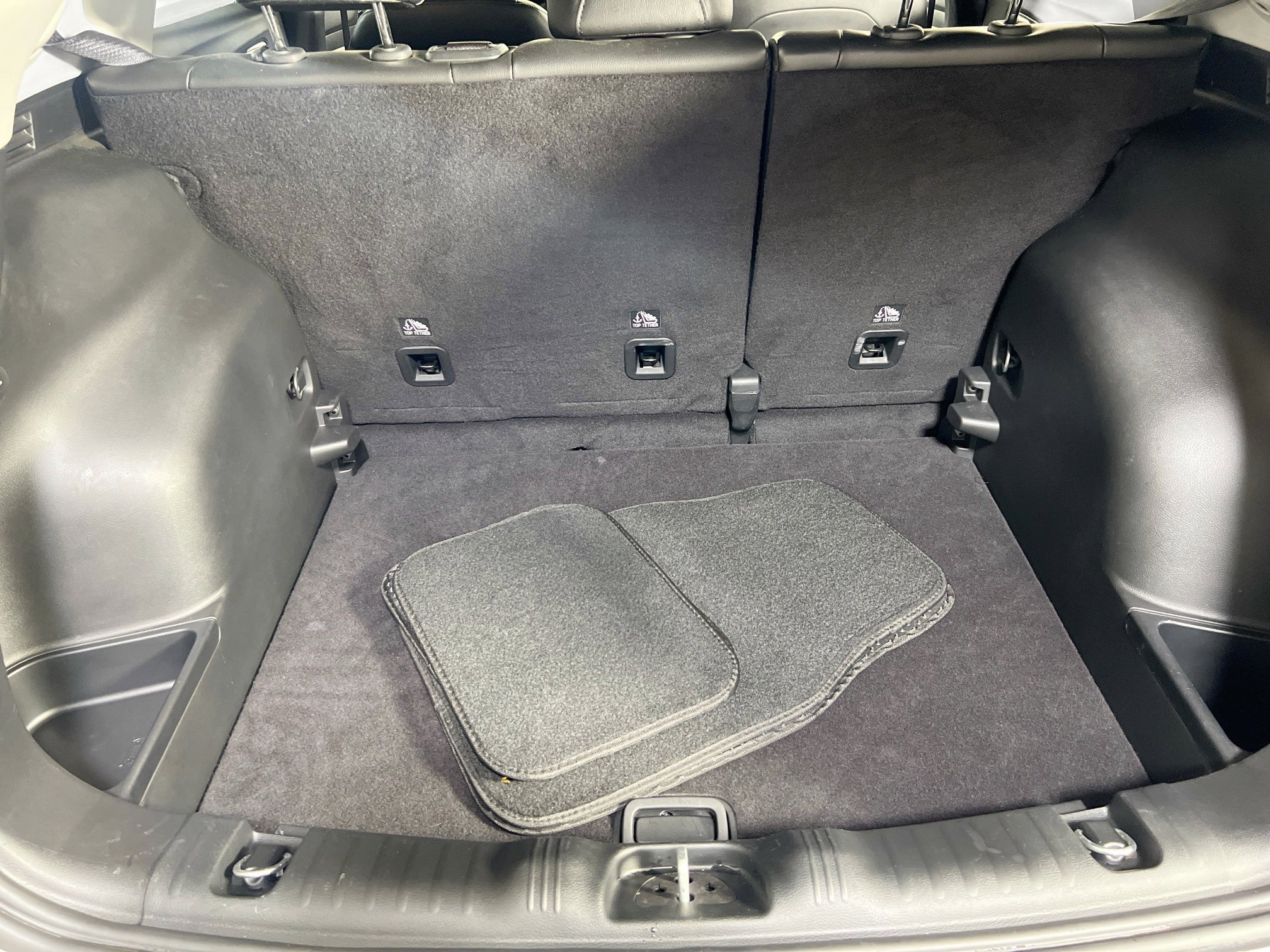 Used 2022 Jeep Compass Limited image 22