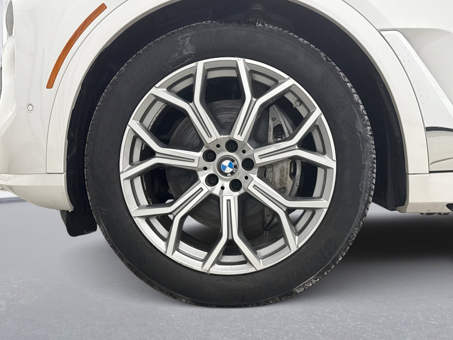 Used 2024 BMW X7 xDrive40i w/ Executive Package image 29