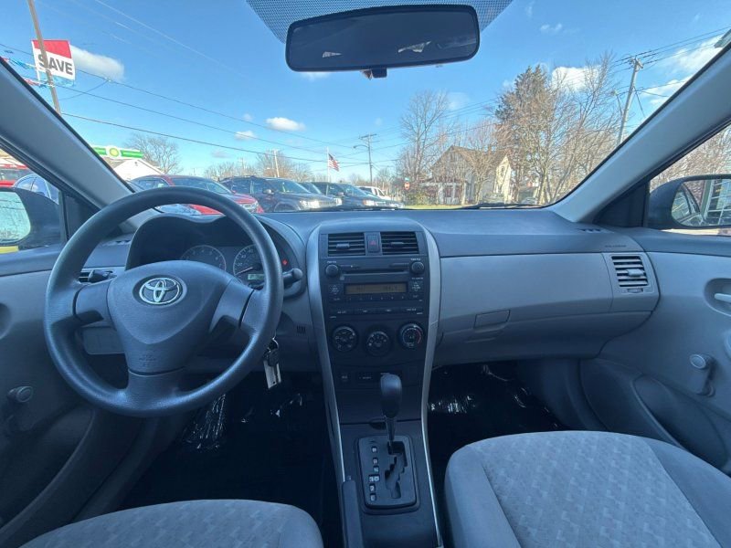 Used 2009 Toyota Corolla image 21