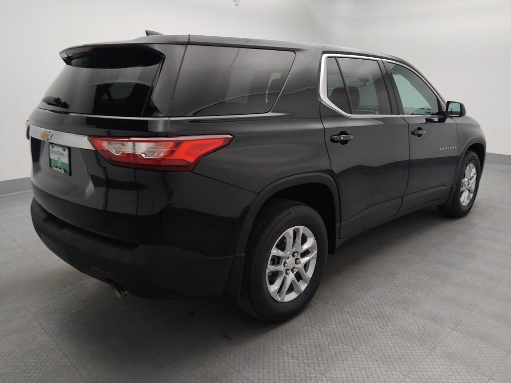 Used 2021 Chevrolet Traverse LS w/ LPO, Floor Liner Package AWD/4WD image 9
