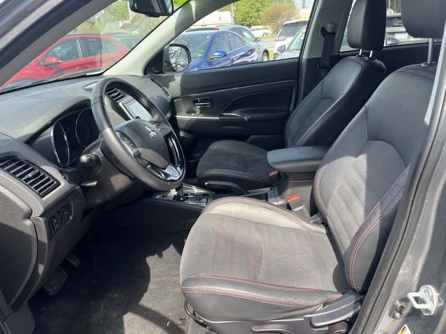 Used 2023 Mitsubishi Outlander Sport SE image 9