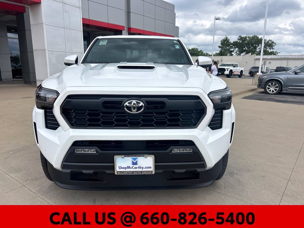 New 2026 Toyota Tacoma TRD Sport w/ TRD Sport Upgrade Package AWD/4WD image 3