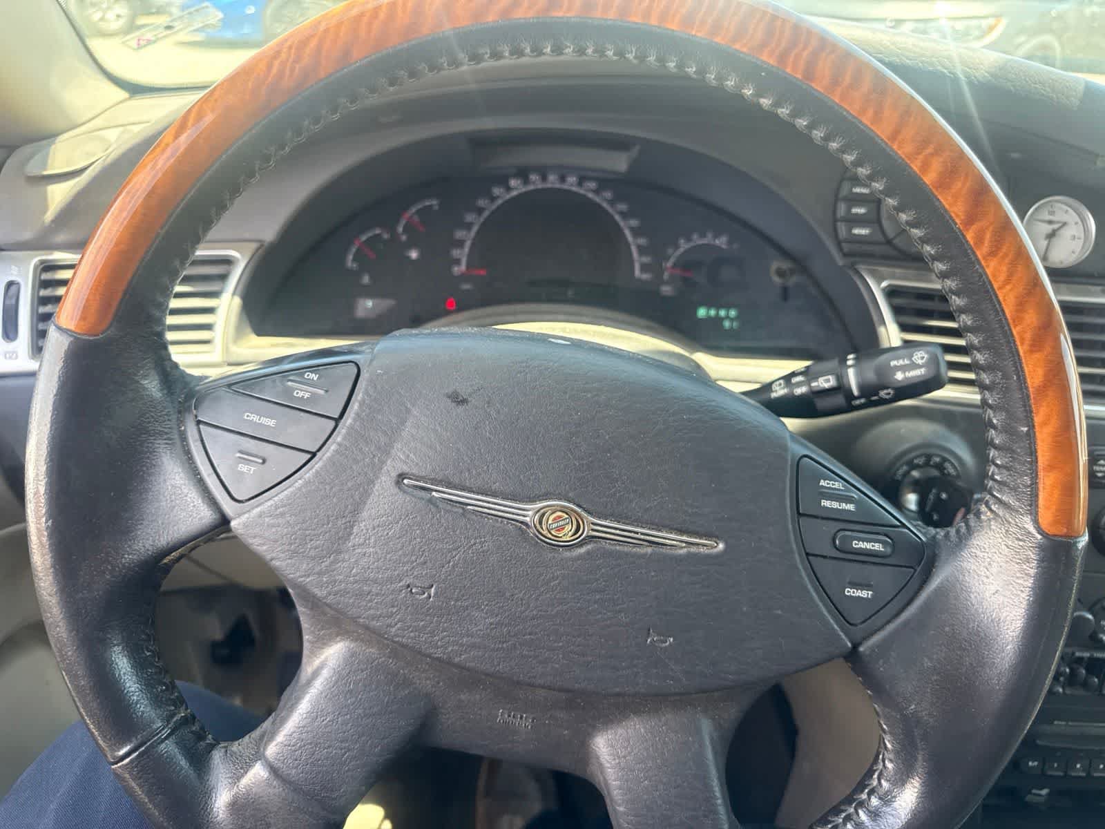 Used 2006 Chrysler Pacifica Limited AWD/4WD image 24