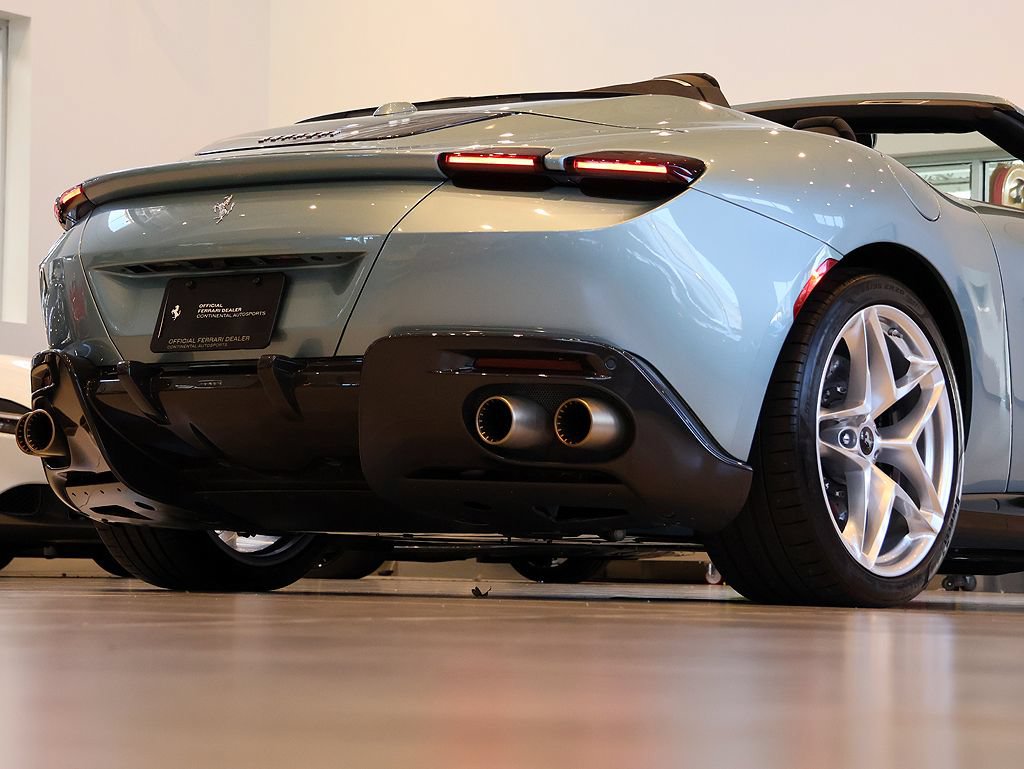 Certified 2024 Ferrari Roma Spider RWD image 51