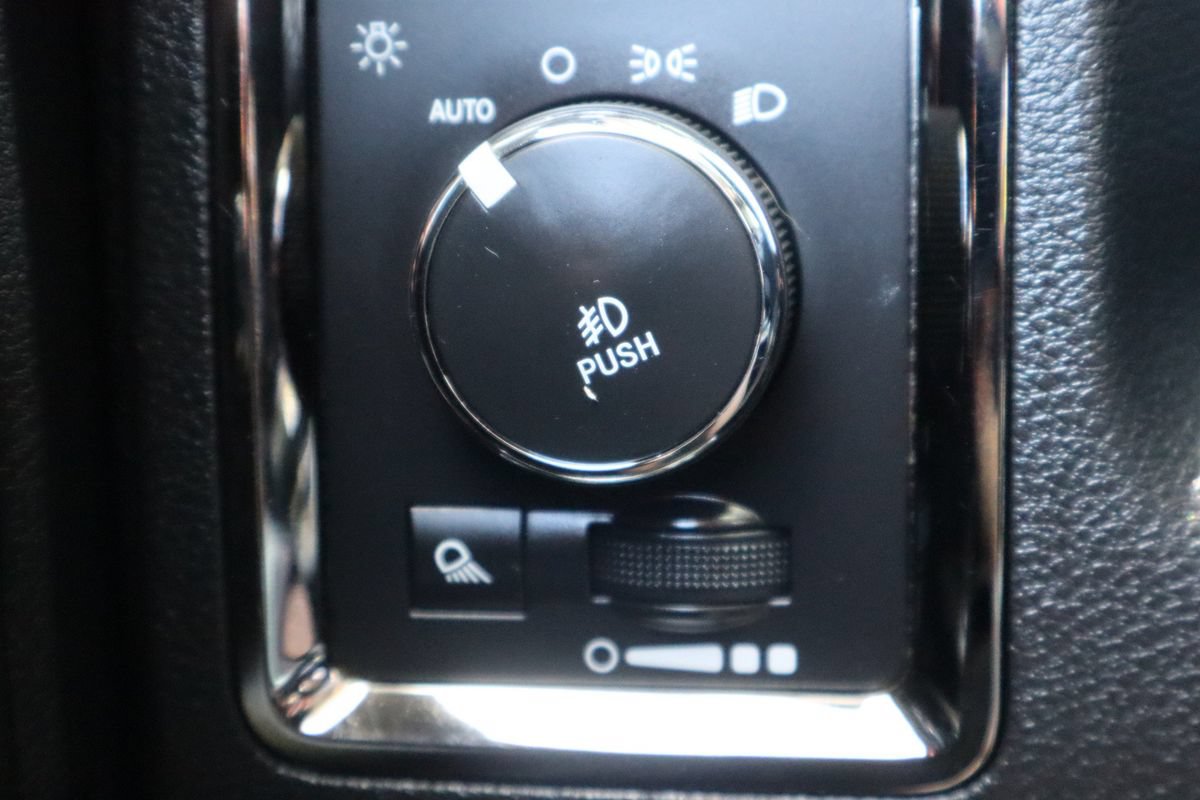 Used 2016 RAM 1500 Sport AWD/4WD image 29