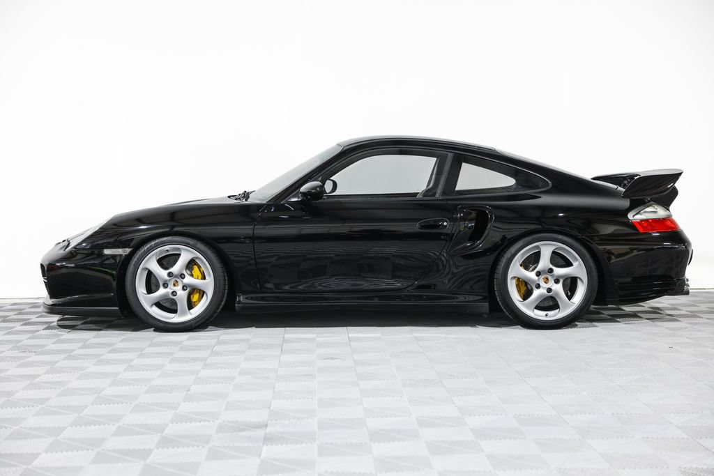 Used 2003 Porsche 911 GT2 RWD image 10