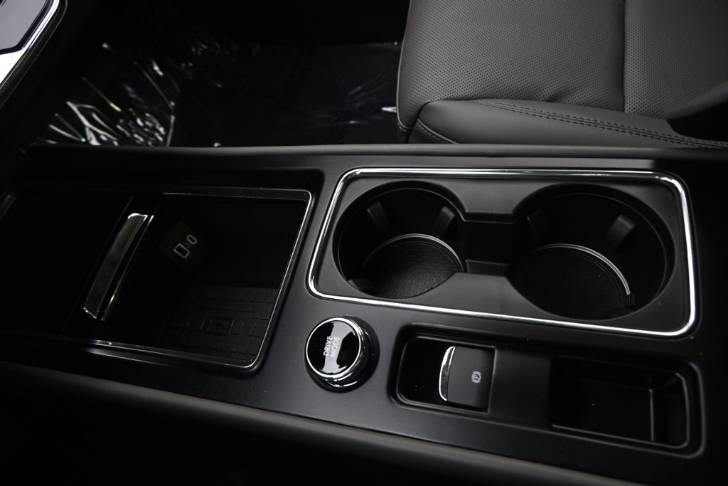 New 2026 Lincoln Corsair Premiere image 31