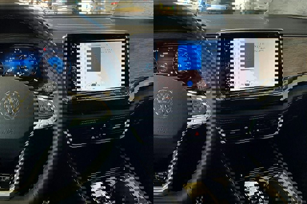 New 2026 Volkswagen Atlas SEL Premium R-Line image 5