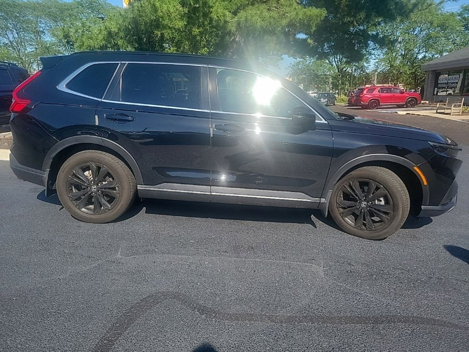 Used 2024 Honda CR-V Sport Touring image 7