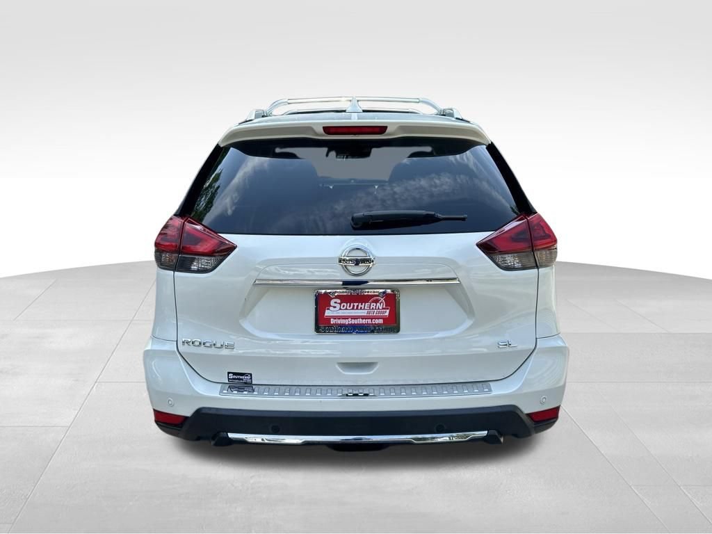 Used 2019 Nissan Rogue SL w/ Premium Package FWD image 4