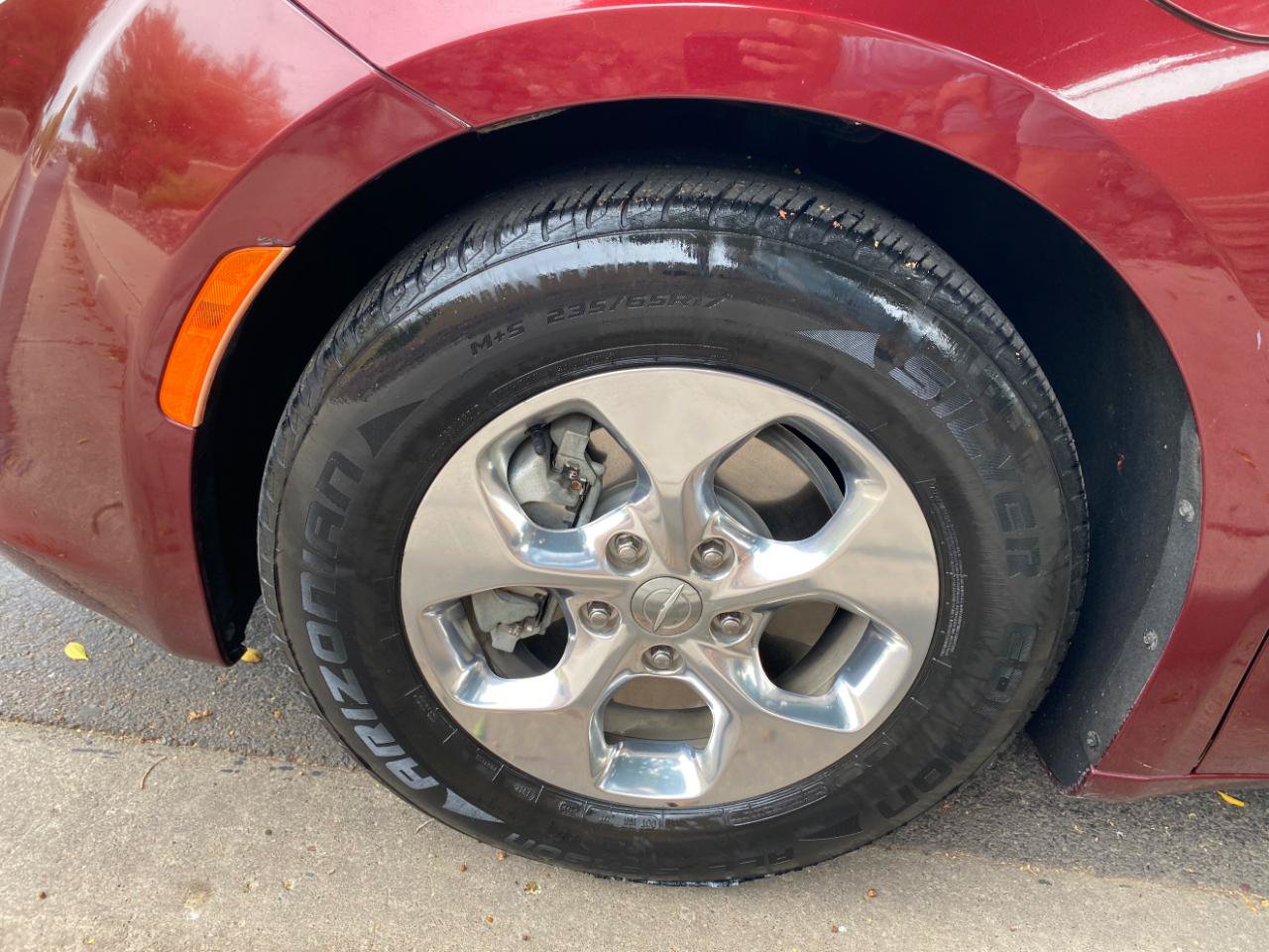 Used 2018 Chrysler Pacifica Limited FWD image 24