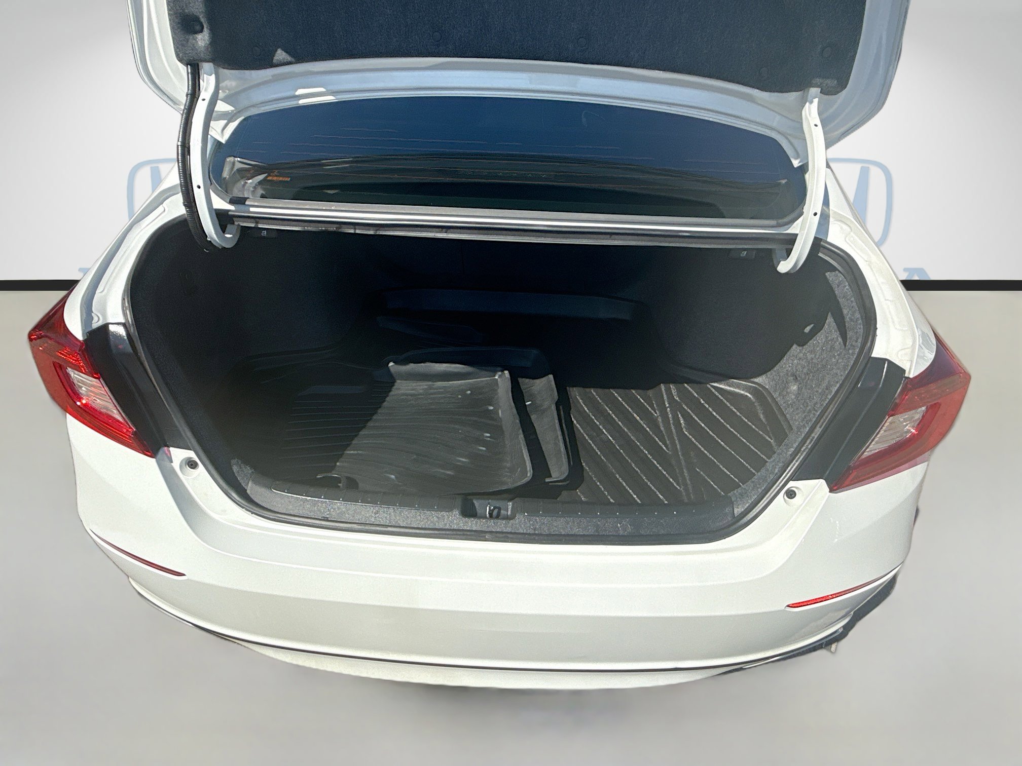 Certified 2022 Honda Accord Sport image 25