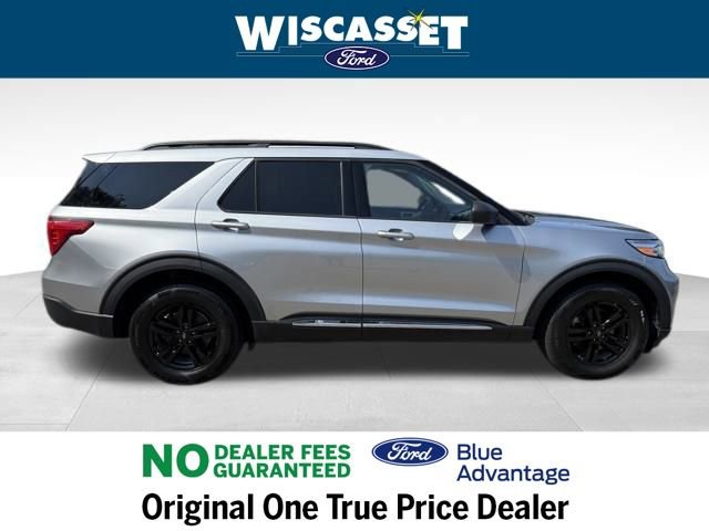 Certified 2022 Ford Explorer XLT w/ Equipment Group 202A image 6