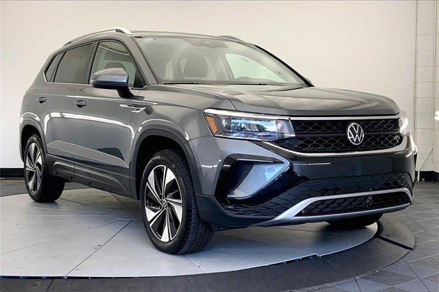 Used 2024 Volkswagen Taos SE