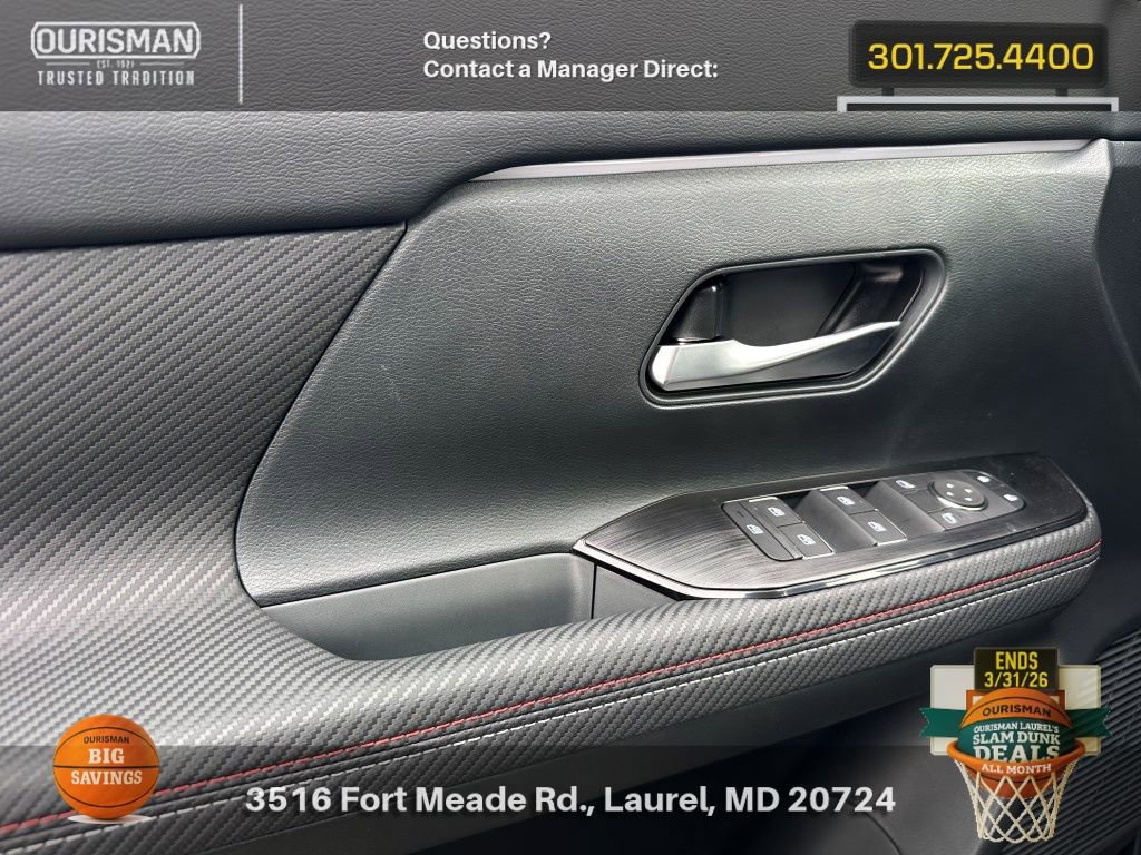 New 2025 Nissan Kicks SR image 30